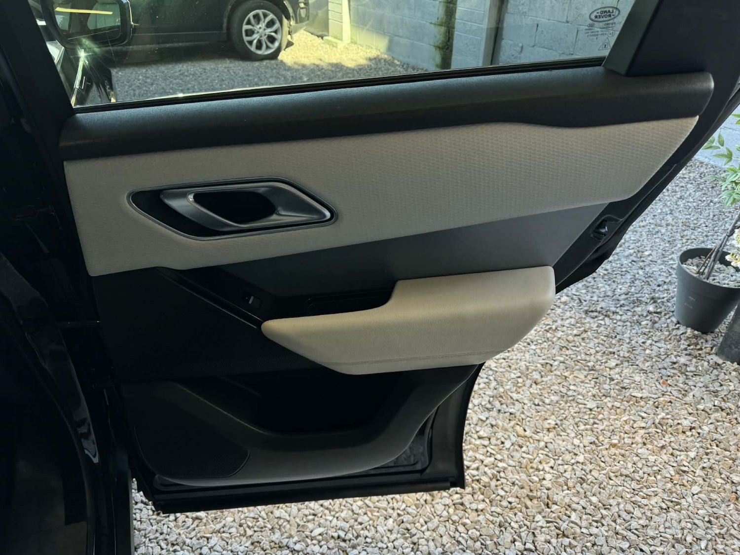 Used Land Rover Range Rover Velar 2018 for sale - 78018343: Photo 34