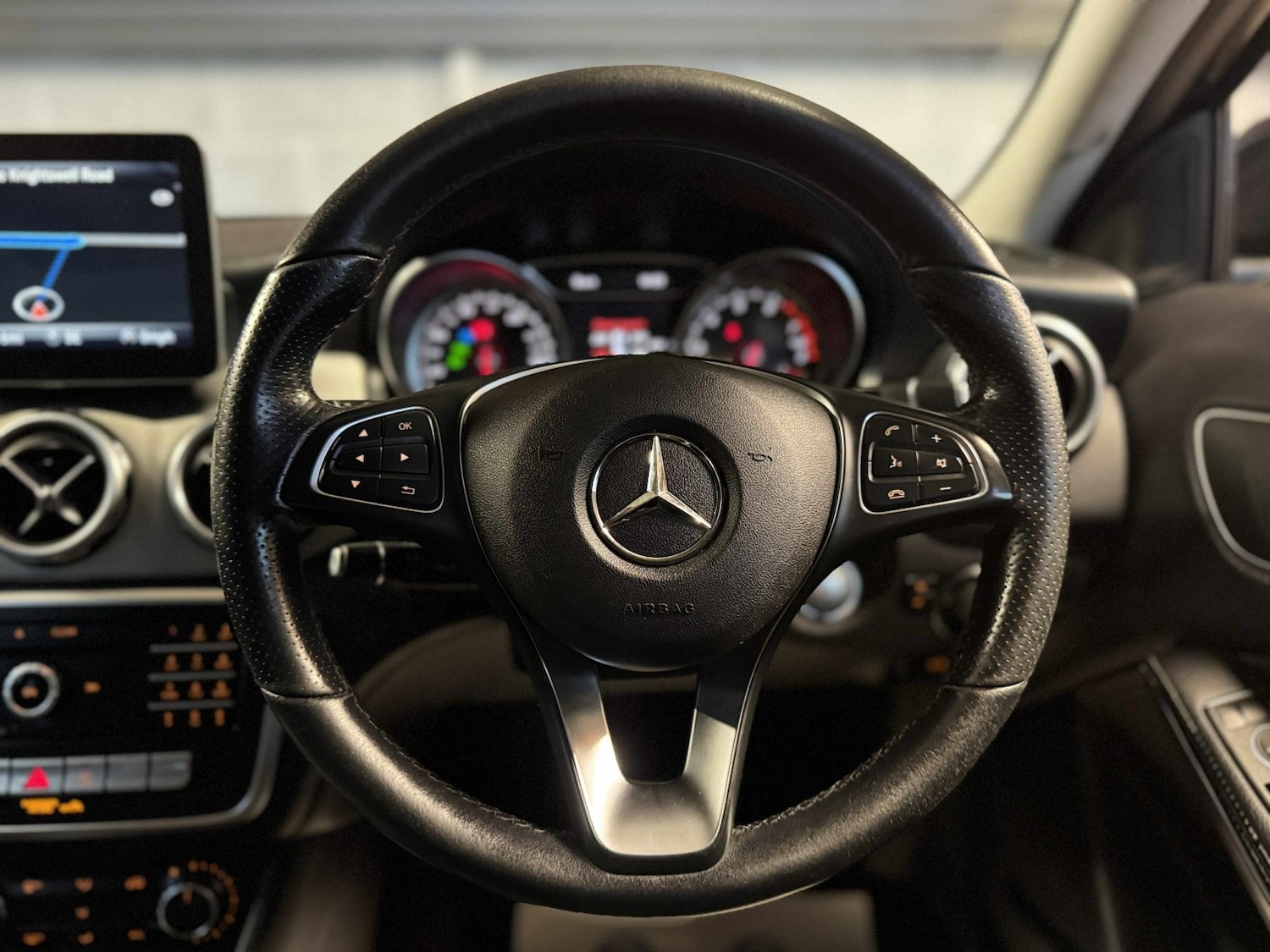 Used Mercedes-Benz GLA 2019 for sale - 76471144: Photo 10