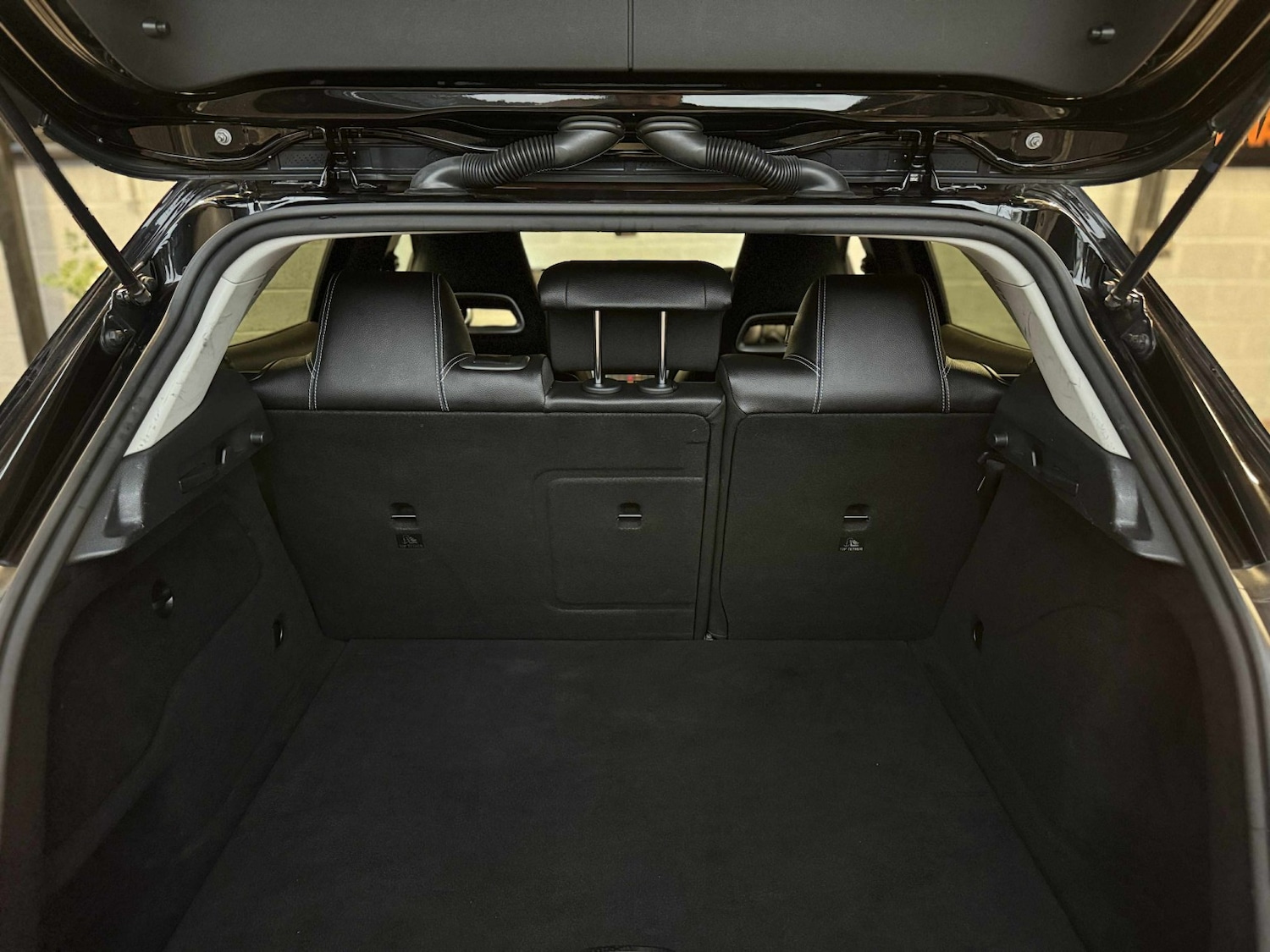 Used Mercedes-Benz GLA 2019 for sale - 76471144: Photo 19