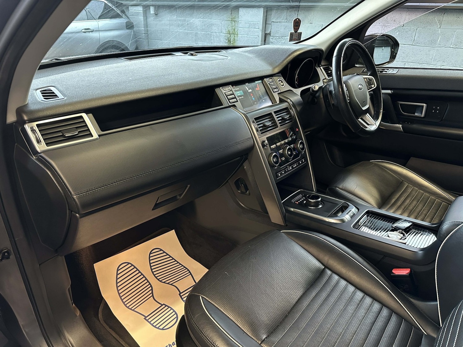 Used Land Rover Discovery Sport 2018 for sale - 76785014: Photo 28