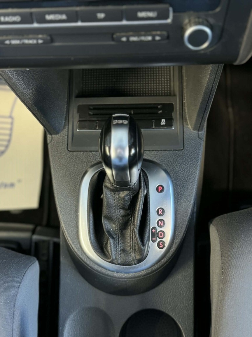 Used Volkswagen Touran 2013 for sale - 77707272: Photo 15