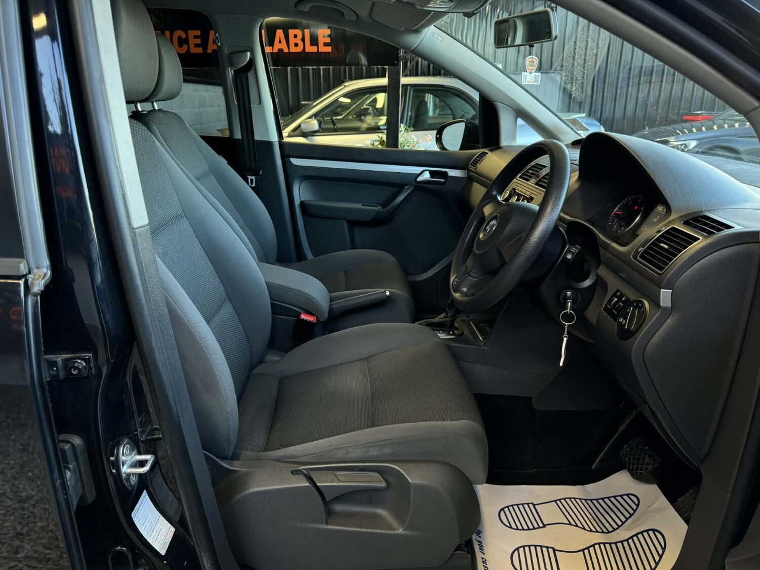 Used Volkswagen Touran 2013 for sale - 77707272: Photo 25