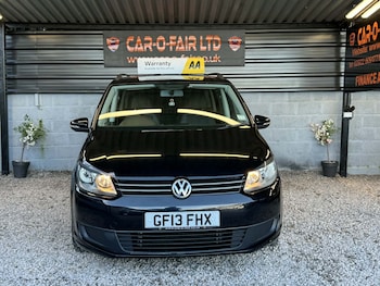 Used Volkswagen Touran 2013 for sale - 77707272: Photo