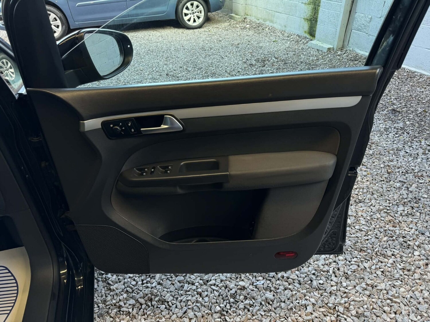 Used Volkswagen Touran 2013 for sale - 77707272: Photo 31