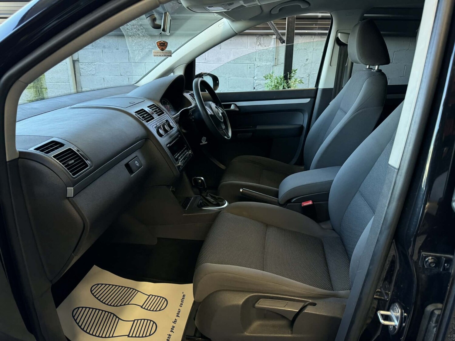 Used Volkswagen Touran 2013 for sale - 77707272: Photo 8