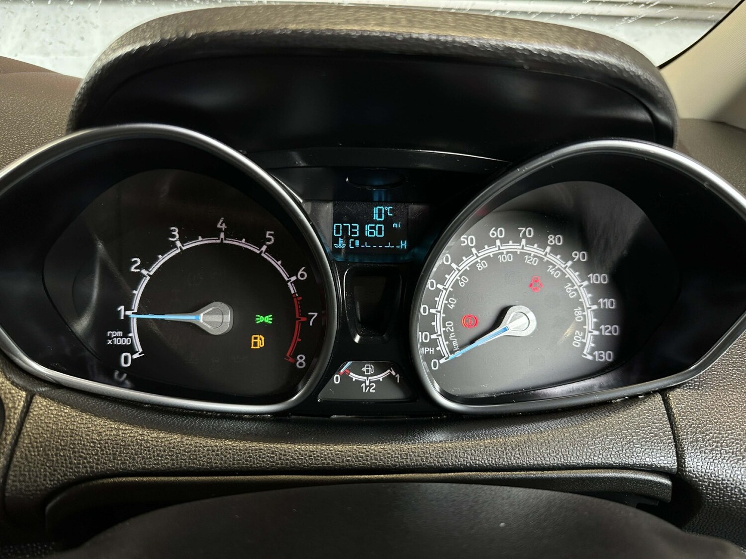 Used Ford Ecosport 2017 for sale - 77536017: Photo 12