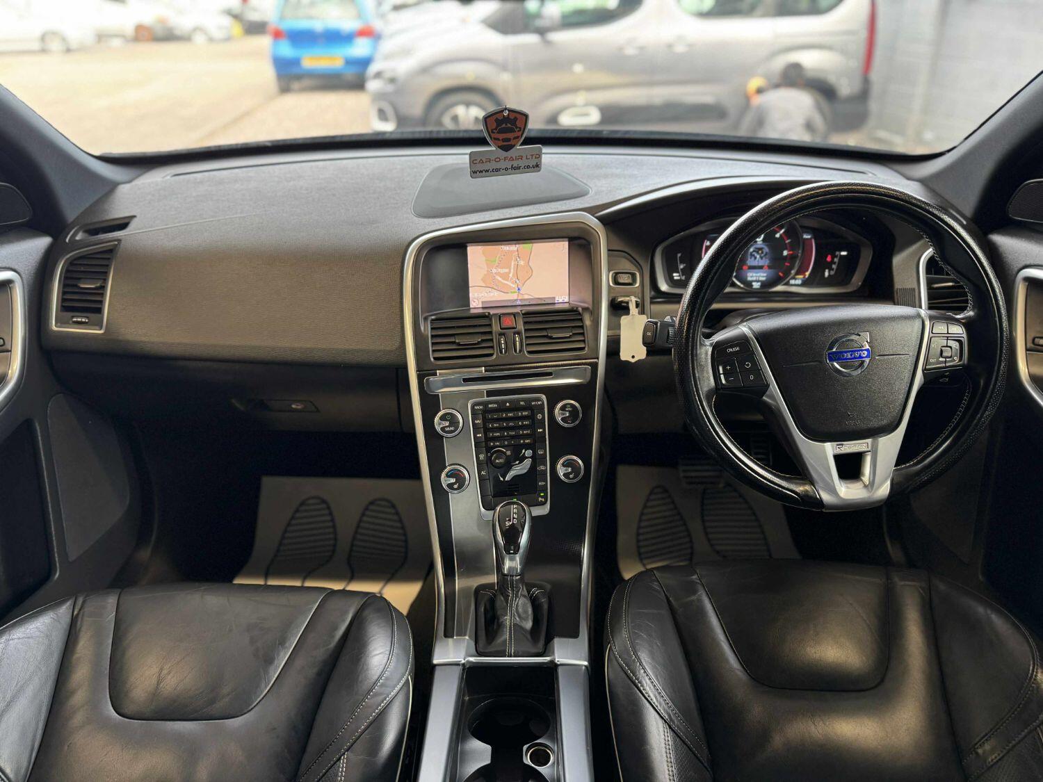 Used Volvo XC60 2014 for sale - 77548328: Photo 10