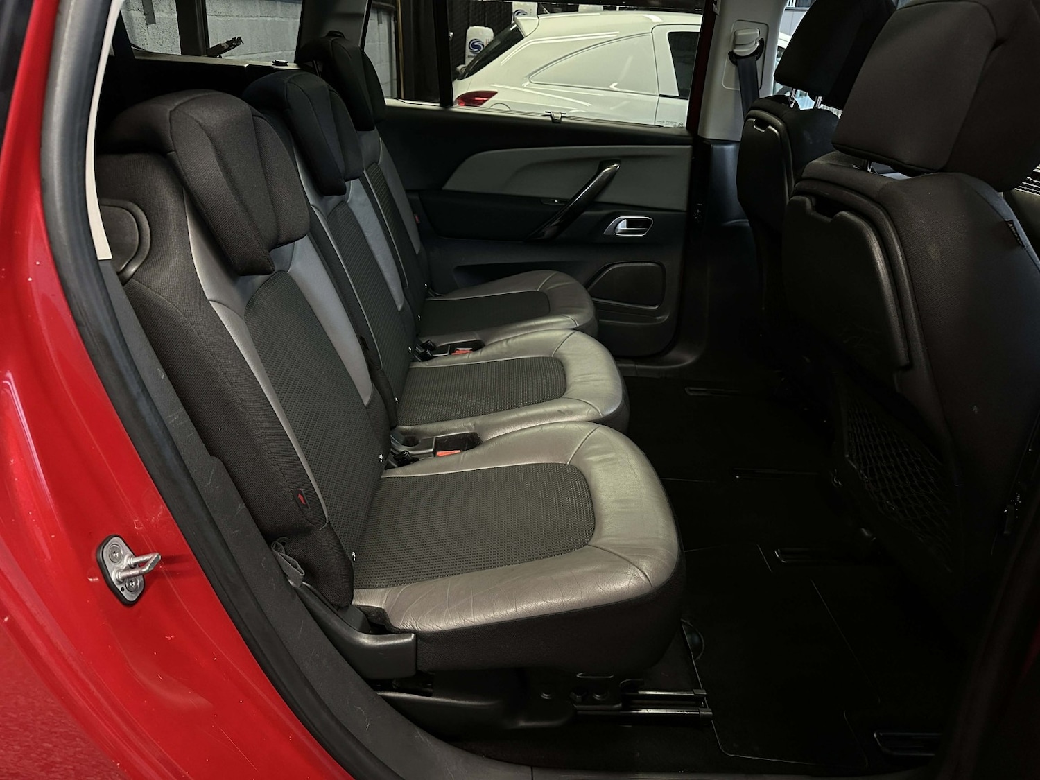 Used Citroen C4 Grand Picasso 2016 for sale - 76884807: Photo 16