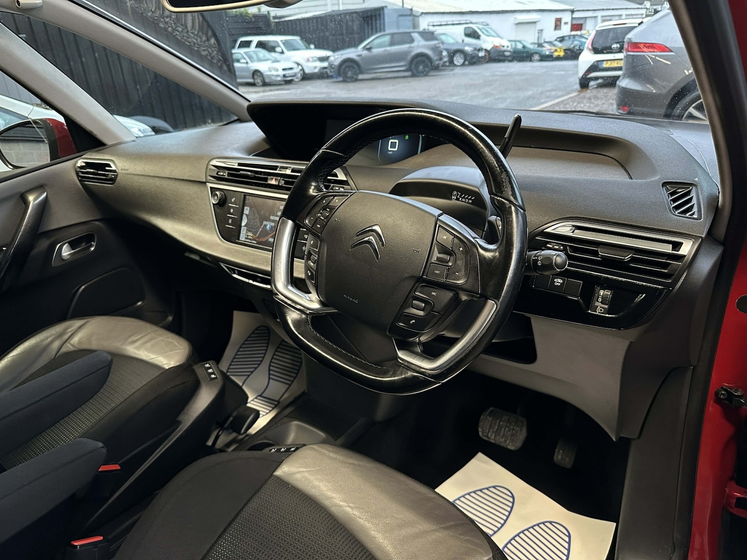 Used Citroen C4 Grand Picasso 2016 for sale - 76884807: Photo 26