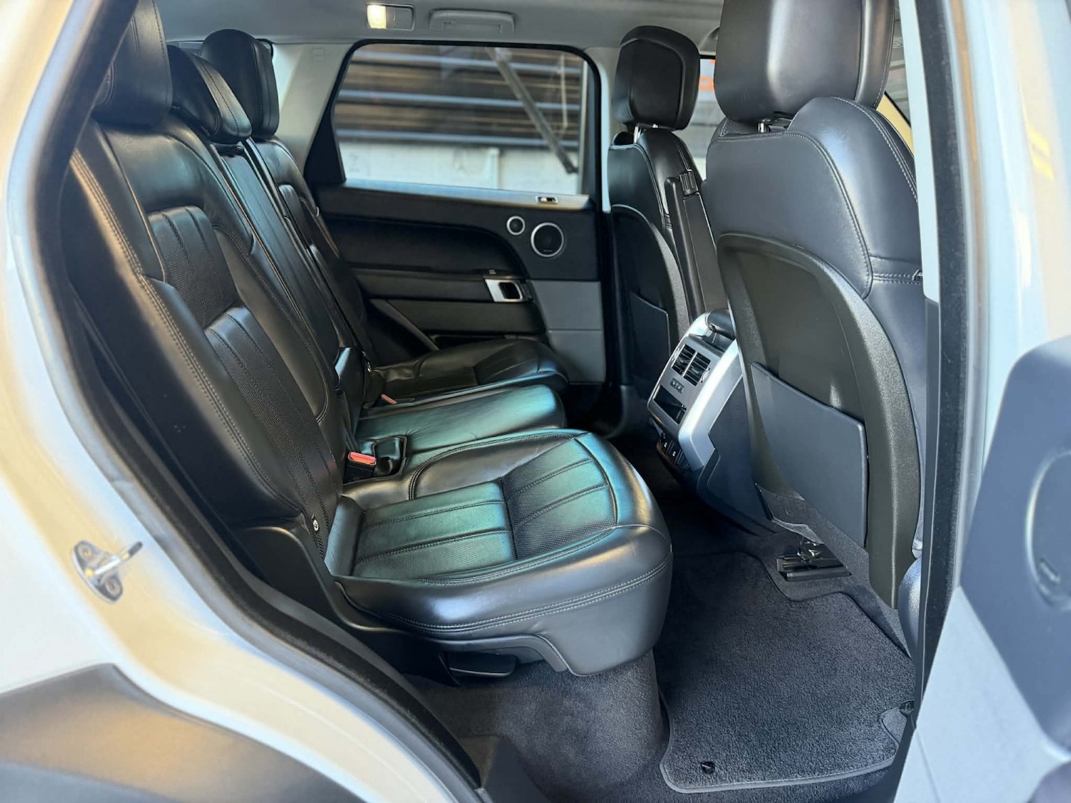 Used Land Rover Range Rover Sport 2018 for sale - 77945740: Photo 14