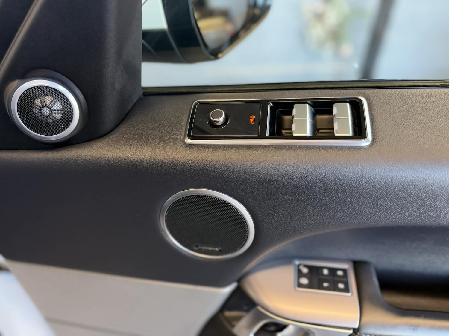 Used Land Rover Range Rover Sport 2018 for sale - 77945740: Photo 16