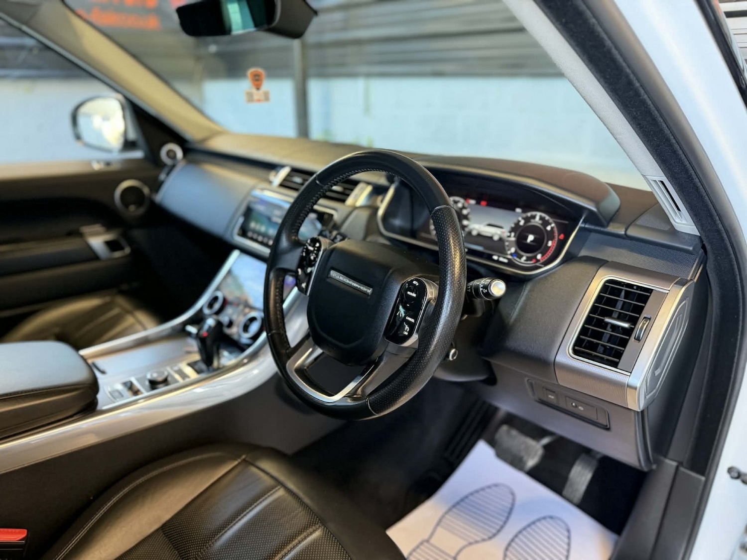 Used Land Rover Range Rover Sport 2018 for sale - 77945740: Photo 19