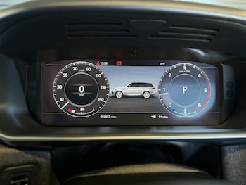 Used Land Rover Range Rover Sport 2018 for sale - 77945740: Photo