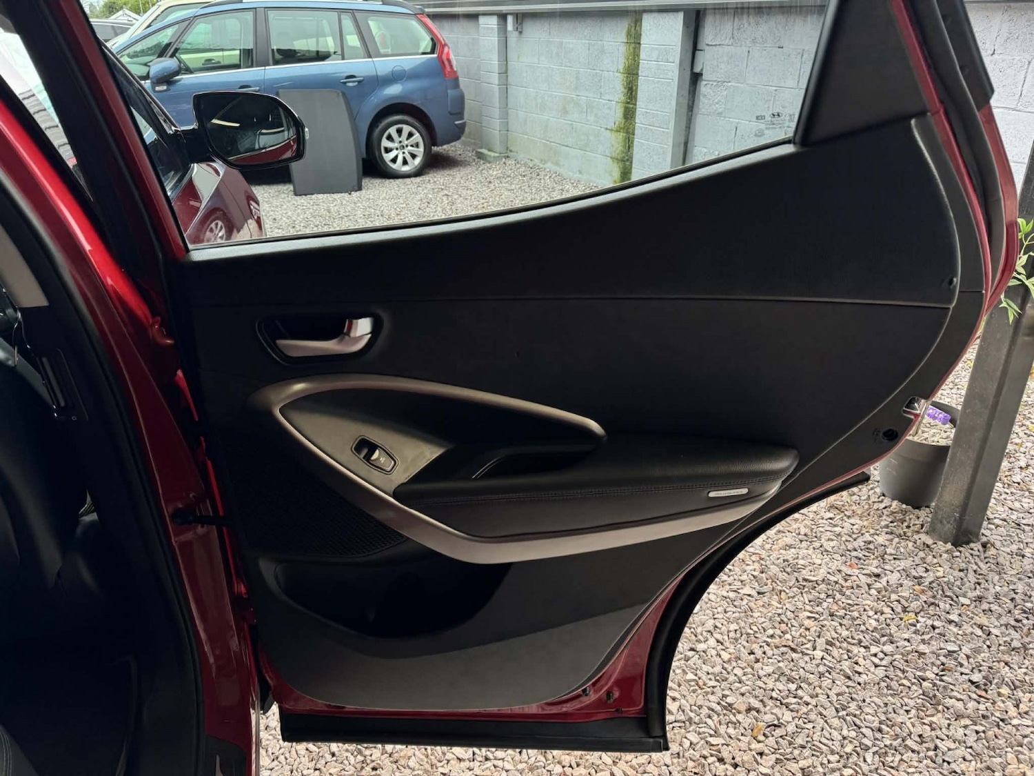 Used Hyundai Santa Fe 2014 for sale - 77781585: Photo 35