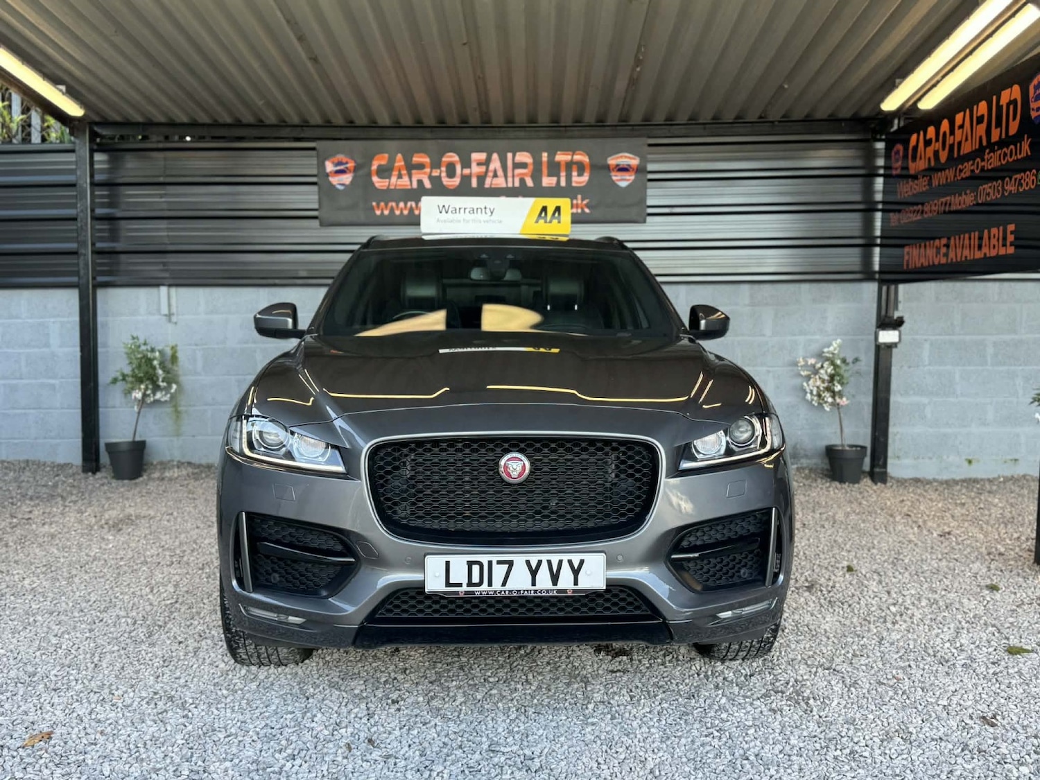 Used Jaguar F-Pace 2017 for sale - 78168858: Photo 2
