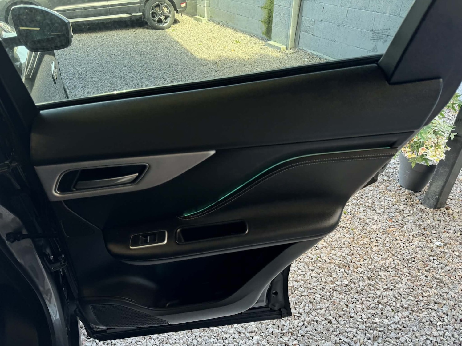 Used Jaguar F-Pace 2017 for sale - 78168858: Photo 37