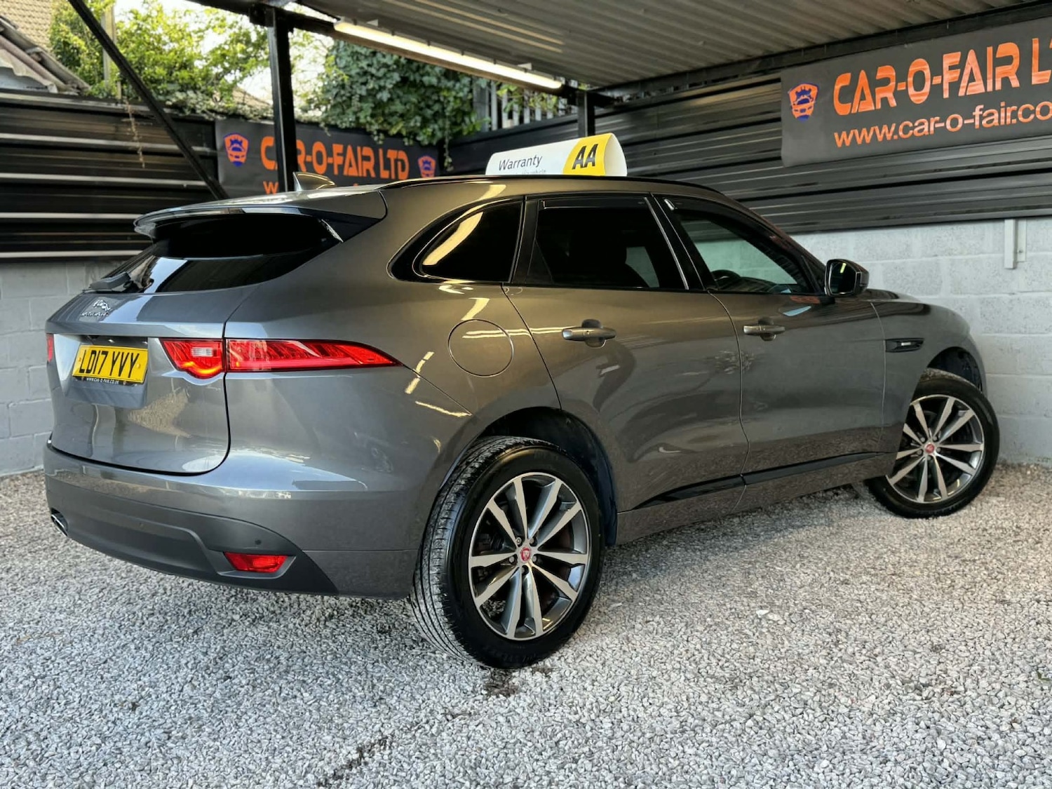 Used Jaguar F-Pace 2017 for sale - 78168858: Photo 5
