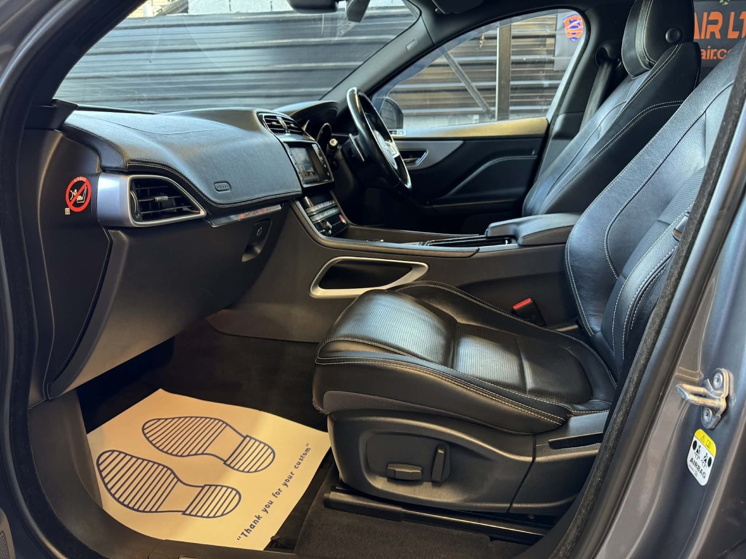 Used Jaguar F-Pace 2017 for sale - 78168858: Photo 9