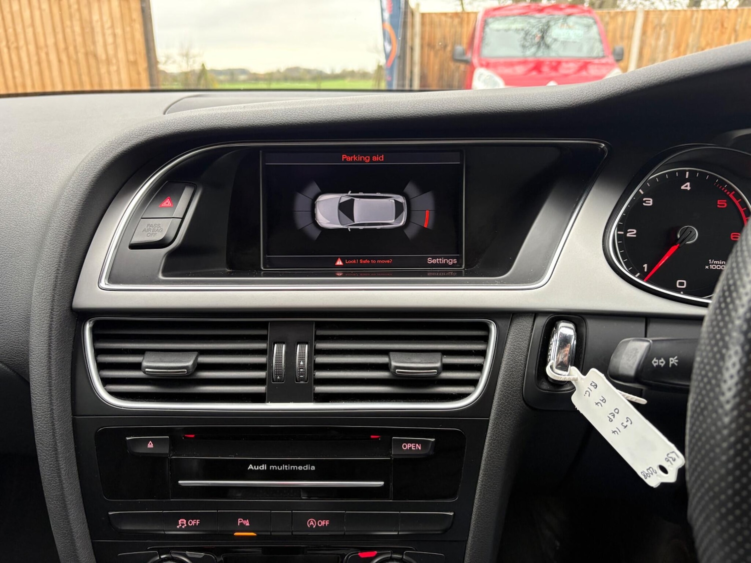 Used Audi A4 2014 for sale - 76936352: Photo 18