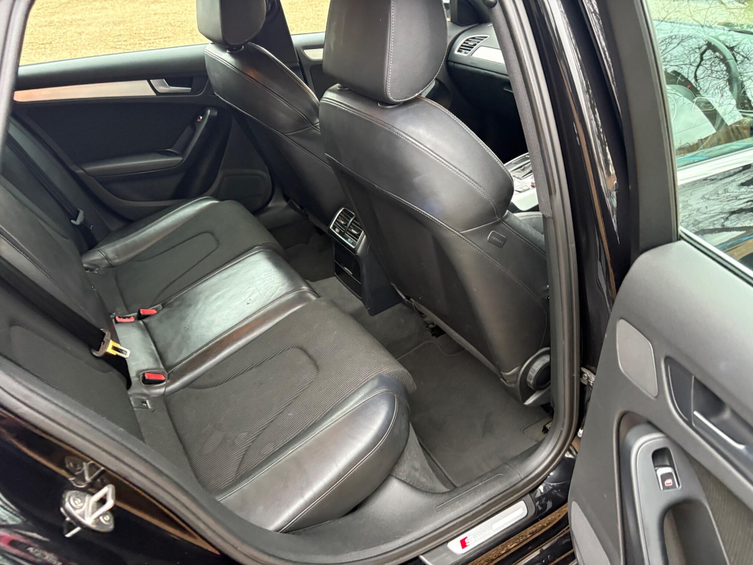 Used Audi A4 2014 for sale - 76936352: Photo 21