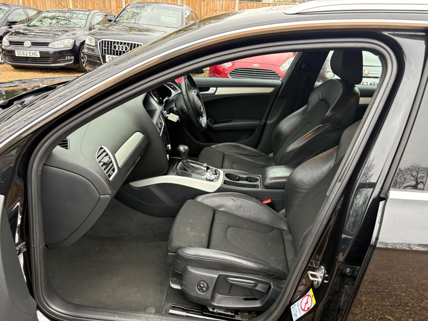 Used Audi A4 2014 for sale - 76936352: Photo 29