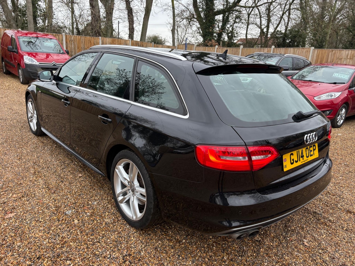 Used Audi A4 2014 for sale - 76936352: Photo 5