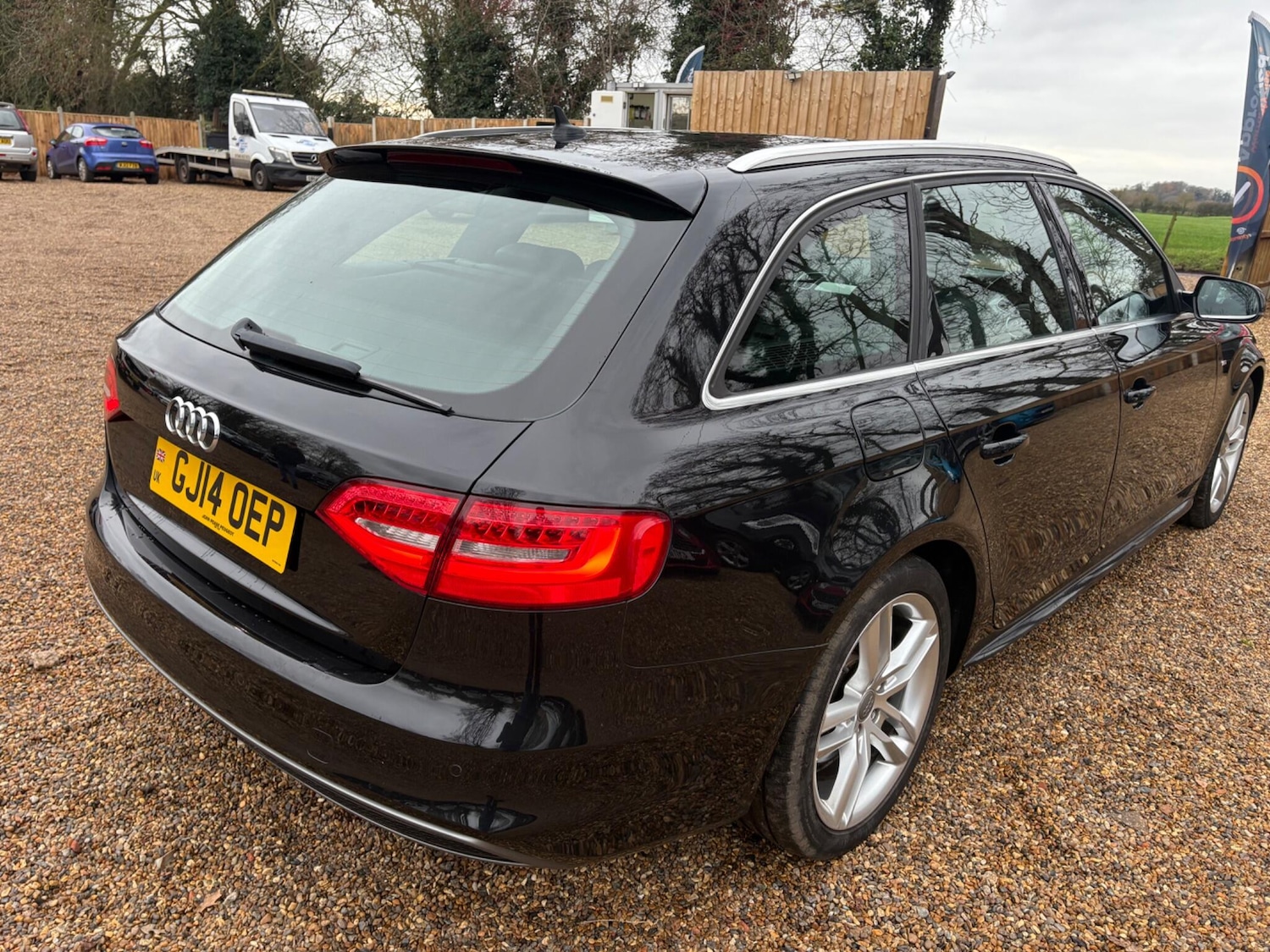 Used Audi A4 2014 for sale - 76936352: Photo 8