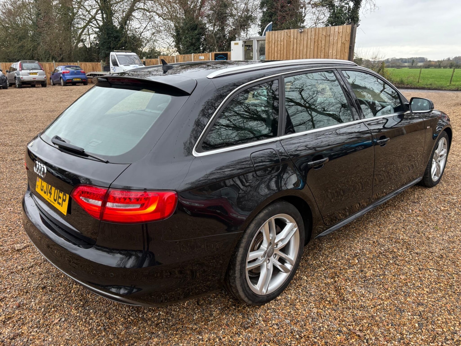 Used Audi A4 2014 for sale - 76936352: Photo 9