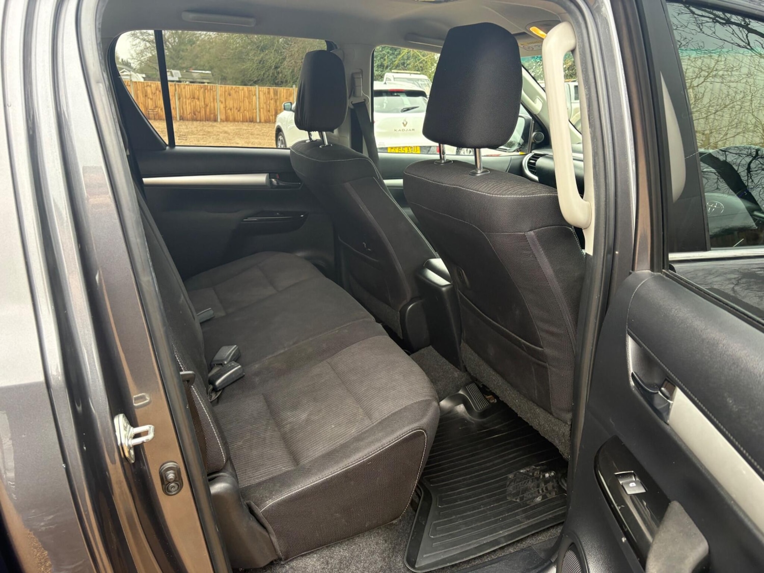 Used Toyota Hilux for sale - 77306062: Photo 22