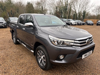 Used Toyota Hilux 2016 for sale - 77306062: Photo