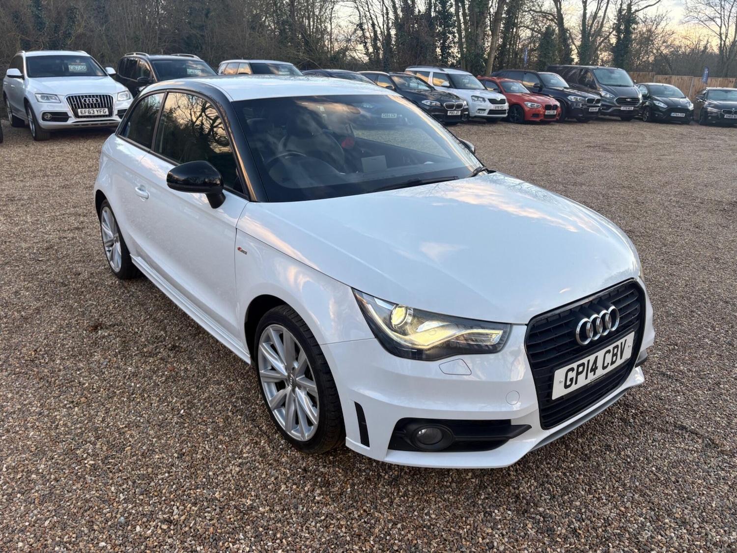 Used Audi A1 2014 for sale - 77637870: Photo 2