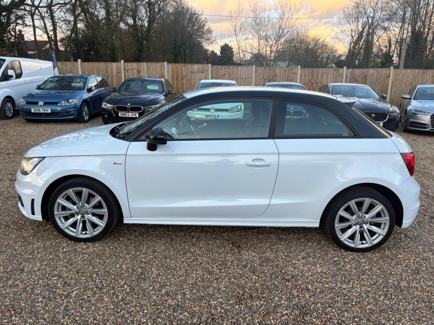 Used Audi A1 2014 for sale - 77637870: Photo 6