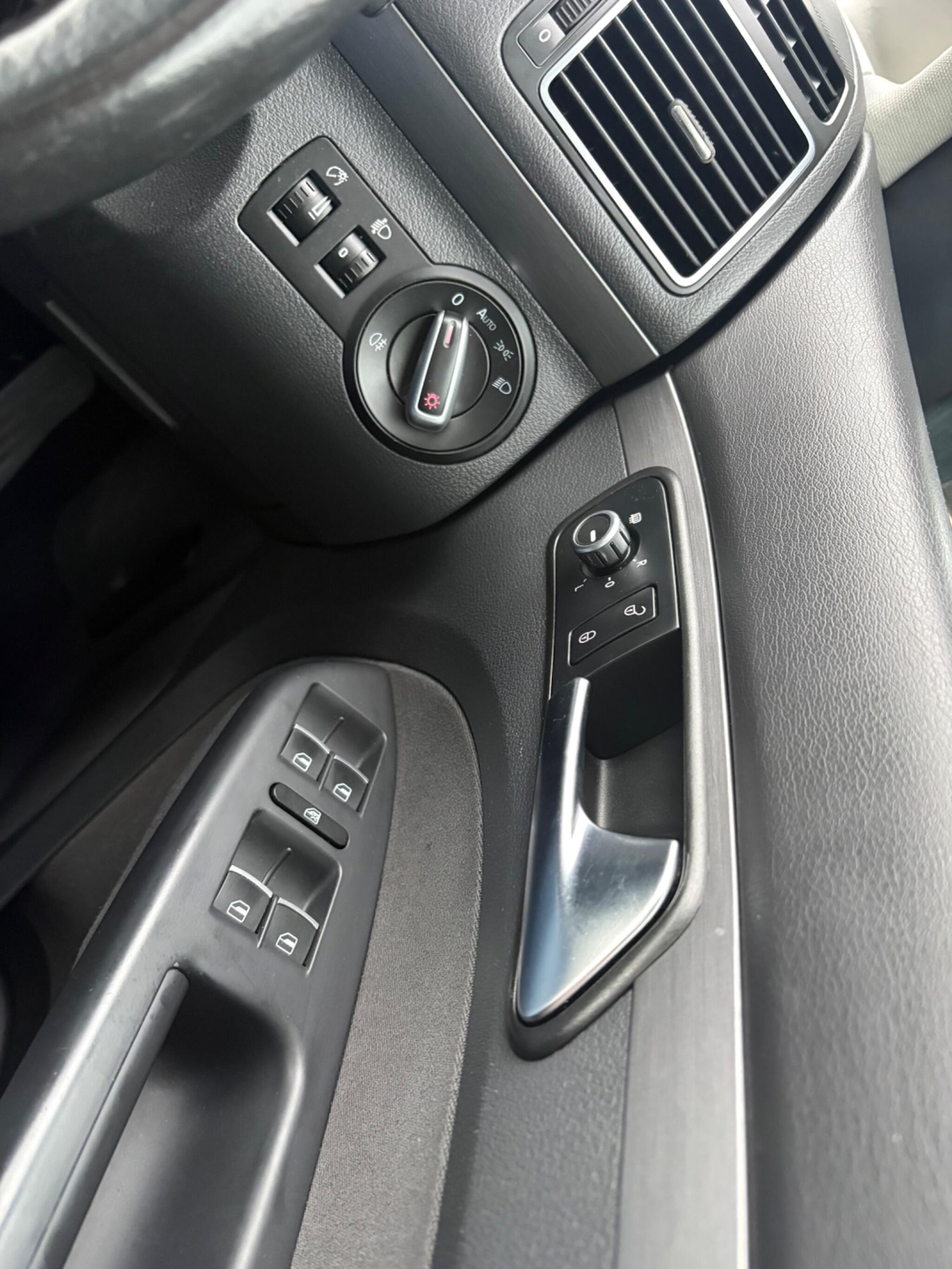 Used Volkswagen Touran for sale - 77597768: Photo 20