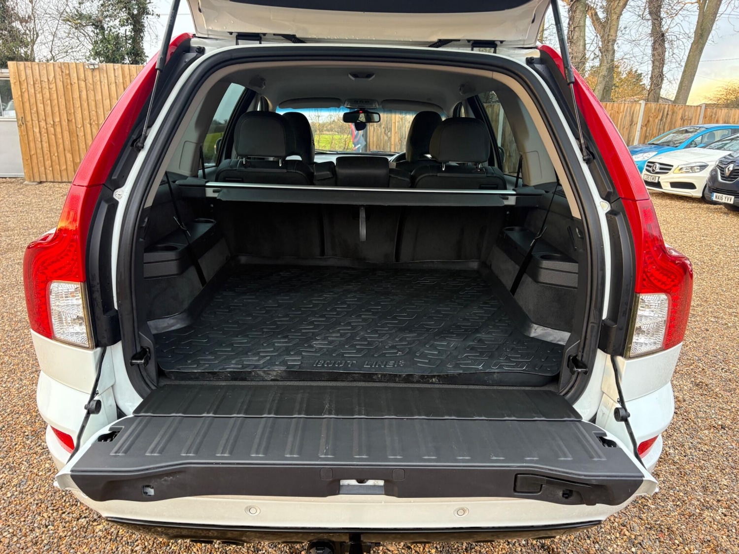 Used Volvo XC90 2014 for sale - 77098175: Photo 25