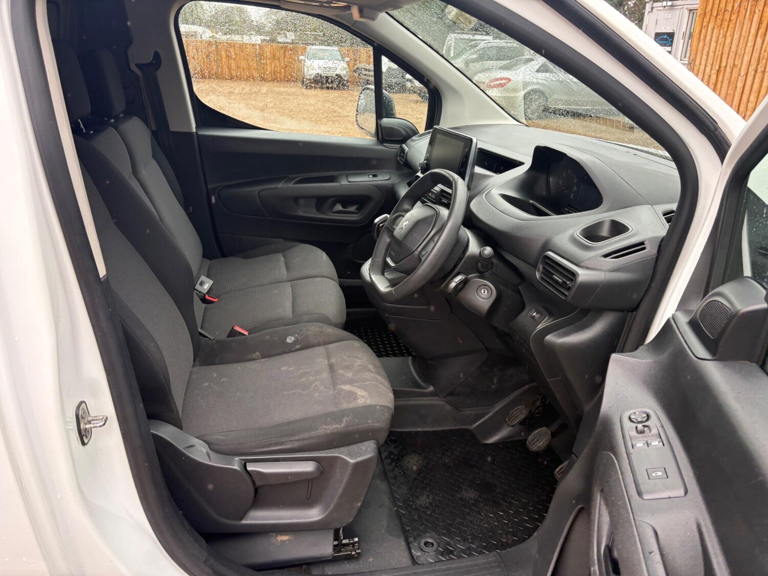 Used Peugeot Partner 2020 for sale - 77523936: Photo 16