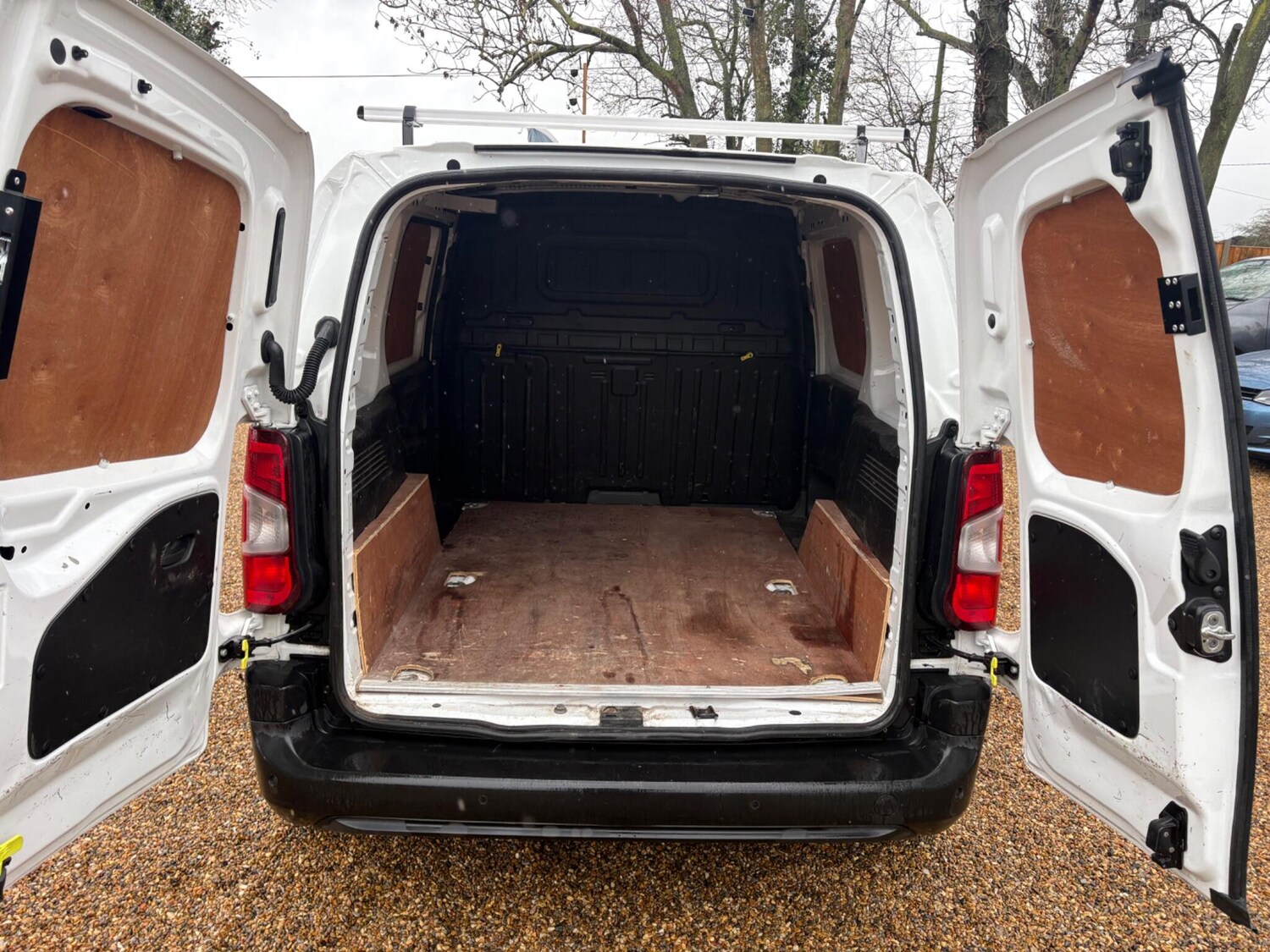 Used Peugeot Partner 2020 for sale - 77523936: Photo 24