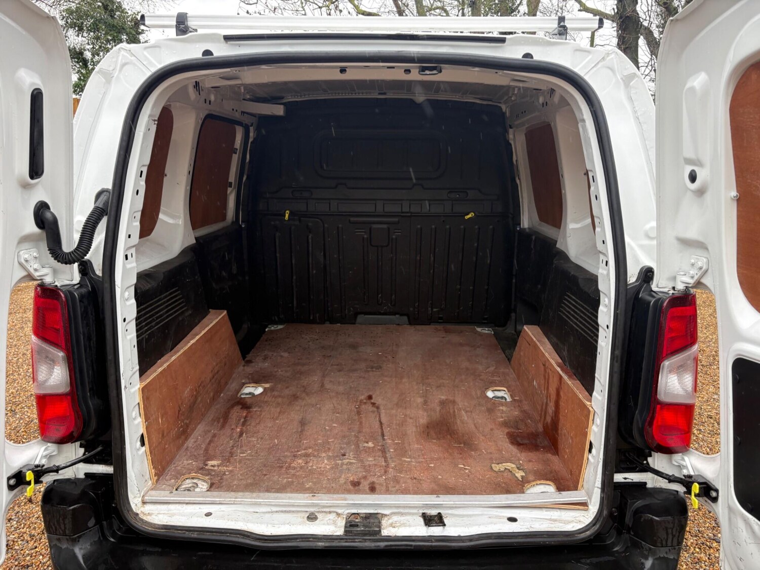 Used Peugeot Partner 2020 for sale - 77523936: Photo 25