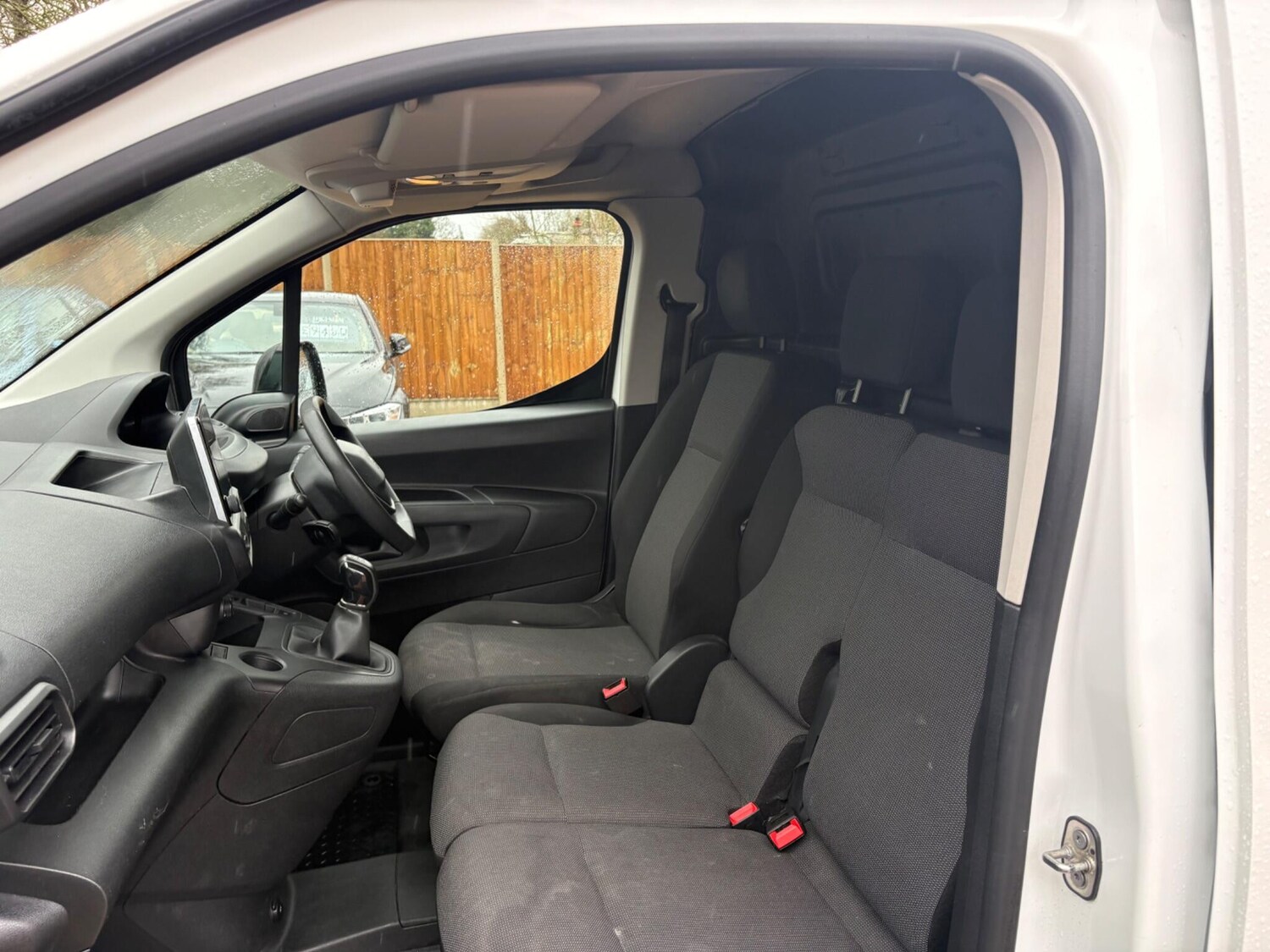 Used Peugeot Partner 2020 for sale - 77523936: Photo 31