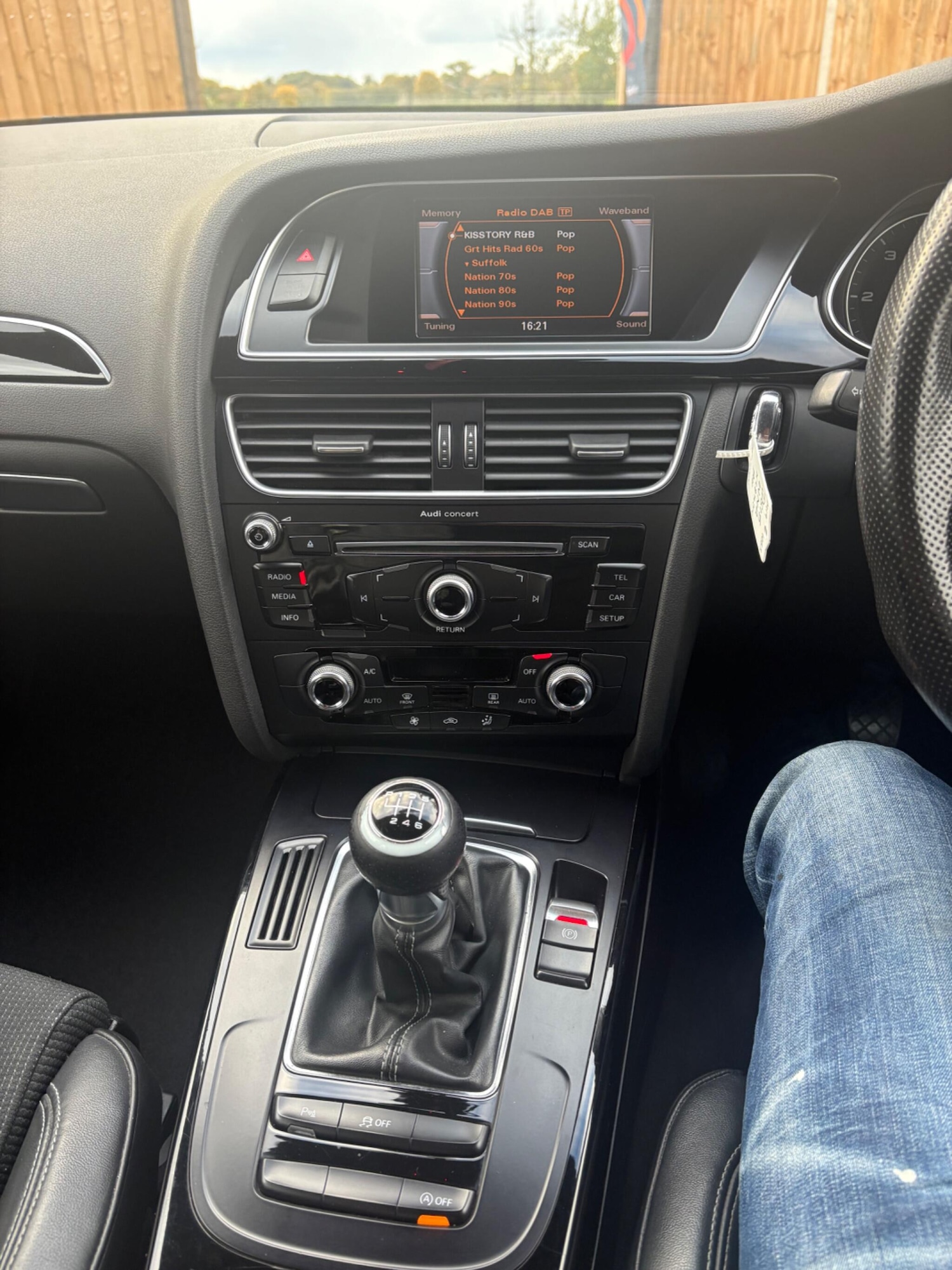 Used Audi A4 2015 for sale - 76377649: Photo 19