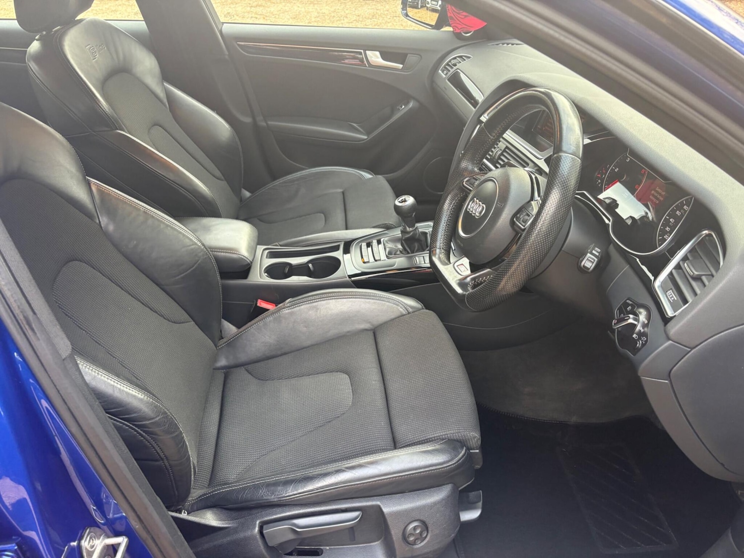 Used Audi A4 2015 for sale - 76377649: Photo 21
