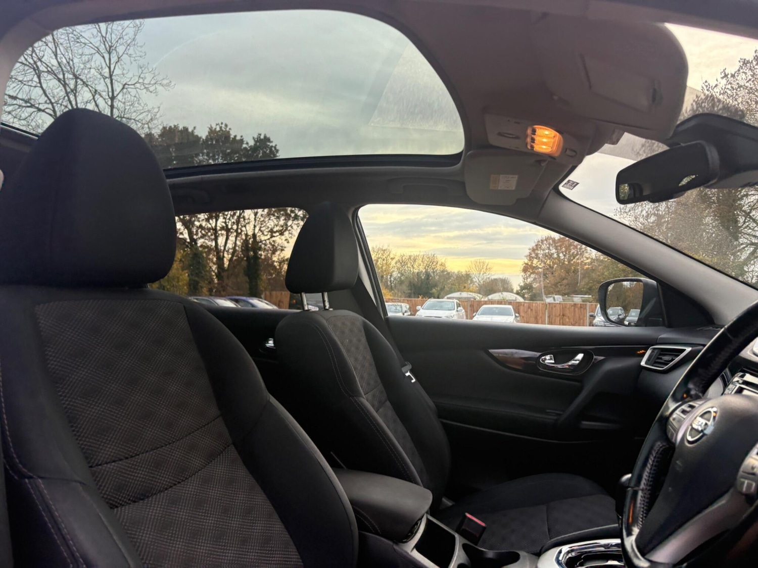 Used Nissan Qashqai 2015 for sale - 76527955: Photo 18