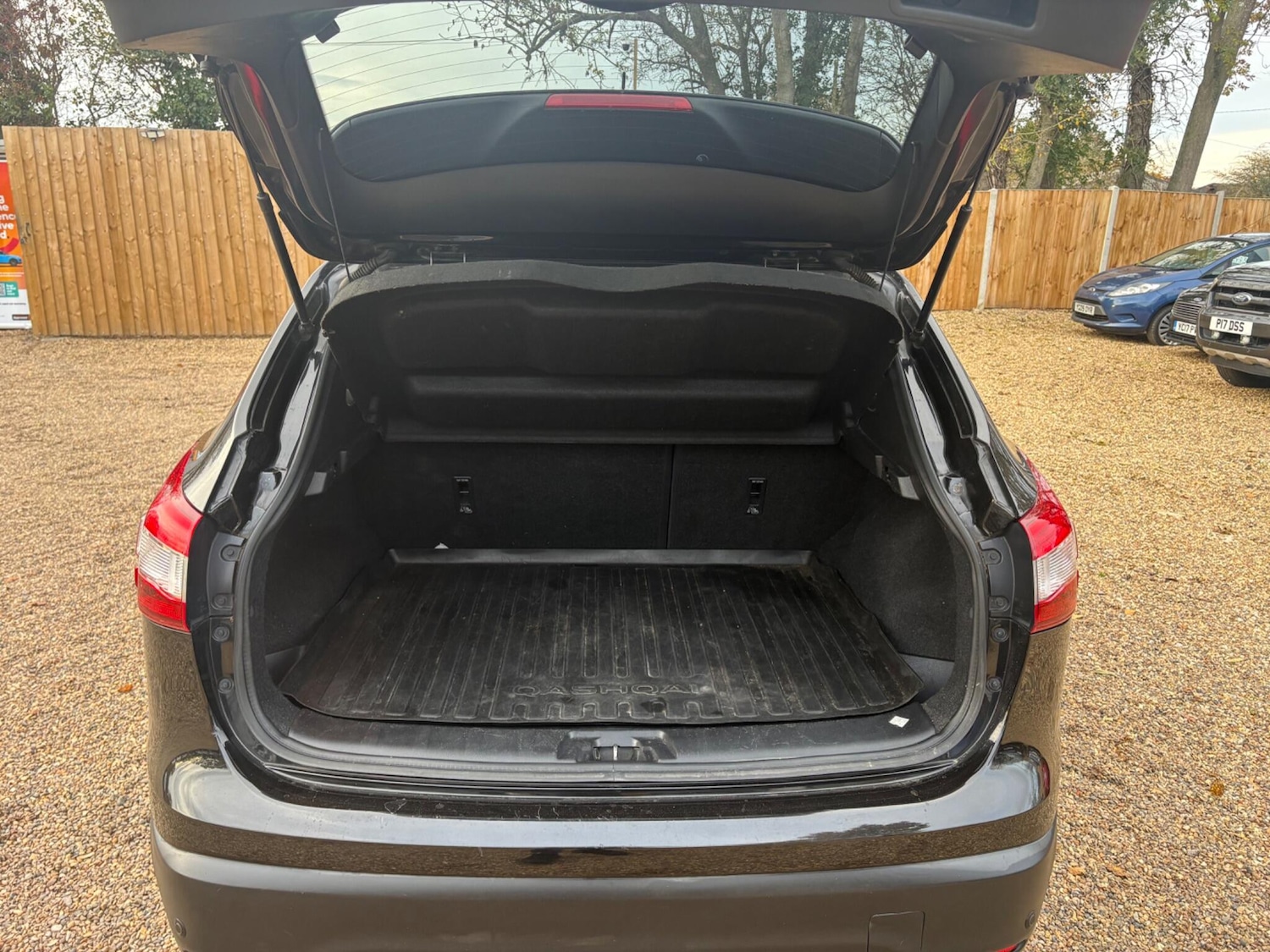 Used Nissan Qashqai 2015 for sale - 76527955: Photo 24