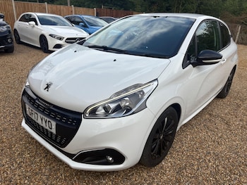 Used Peugeot 208 2017 for sale - 75127196: Photo