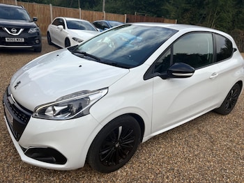 Used Peugeot 208 2017 for sale - 75127196: Photo