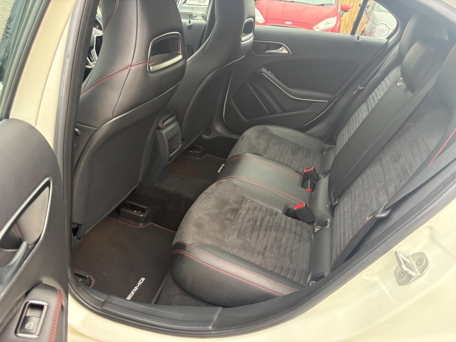 Used Mercedes-Benz A-Class 2015 for sale - 76936351: Photo 26