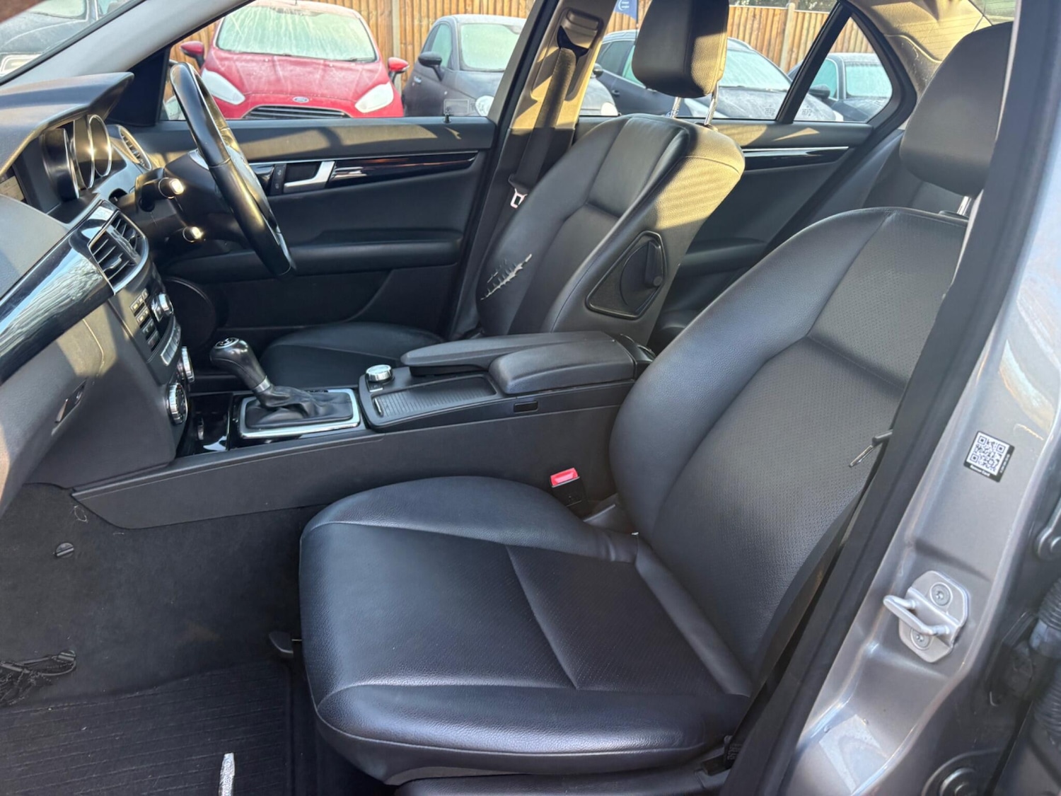 Used Mercedes-Benz C Class 2013 for sale - 76839861: Photo 33