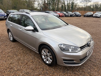 Used Volkswagen Golf 2013 for sale - 77523929: Photo