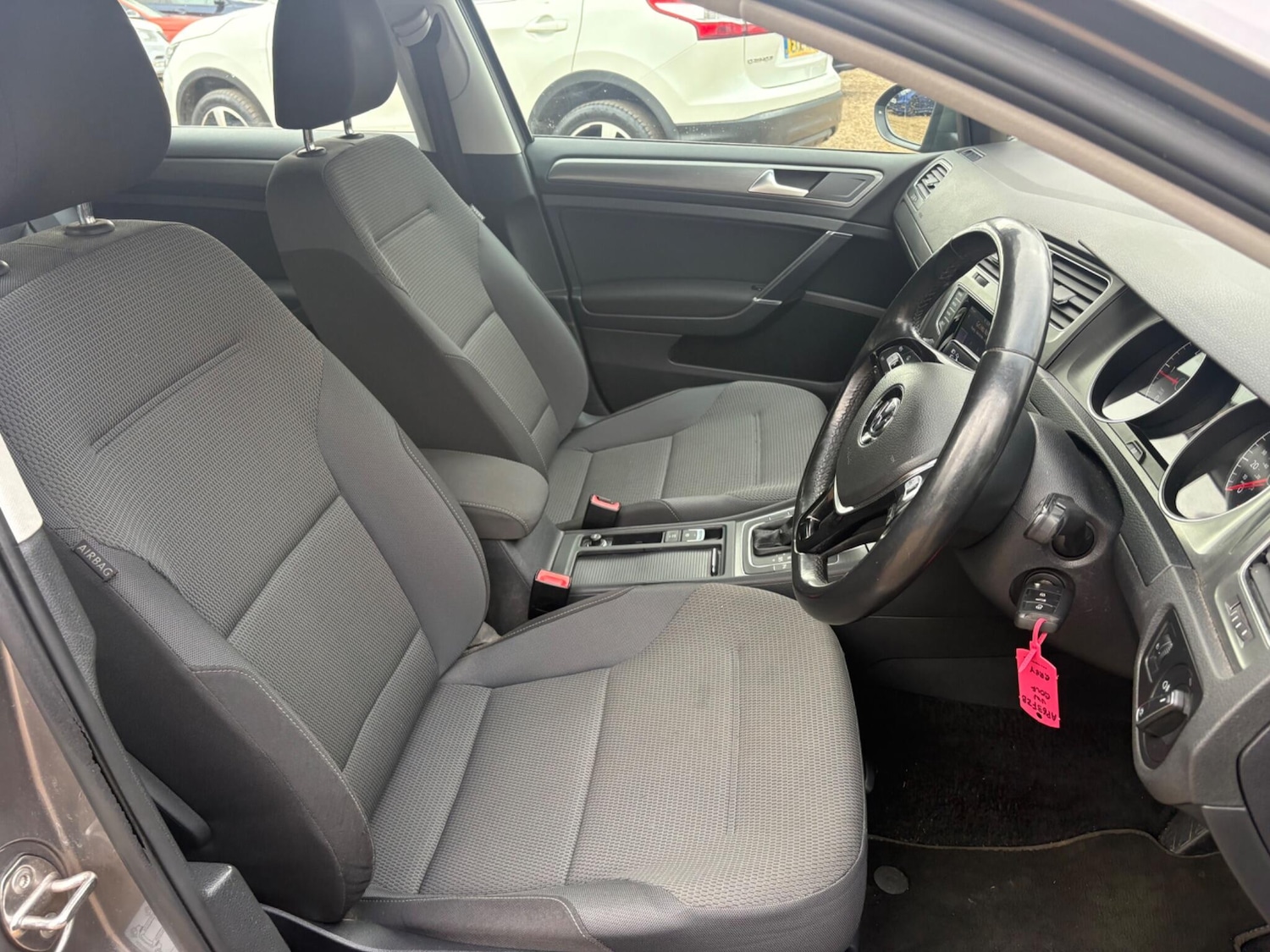 Used Volkswagen Golf 2014 for sale - 77705442: Photo 15