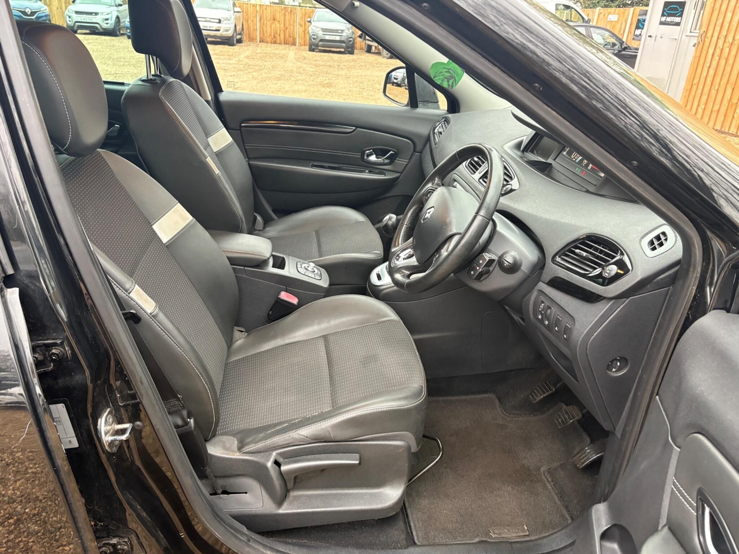 Used Renault Scenic 2014 for sale - 77040668: Photo 12