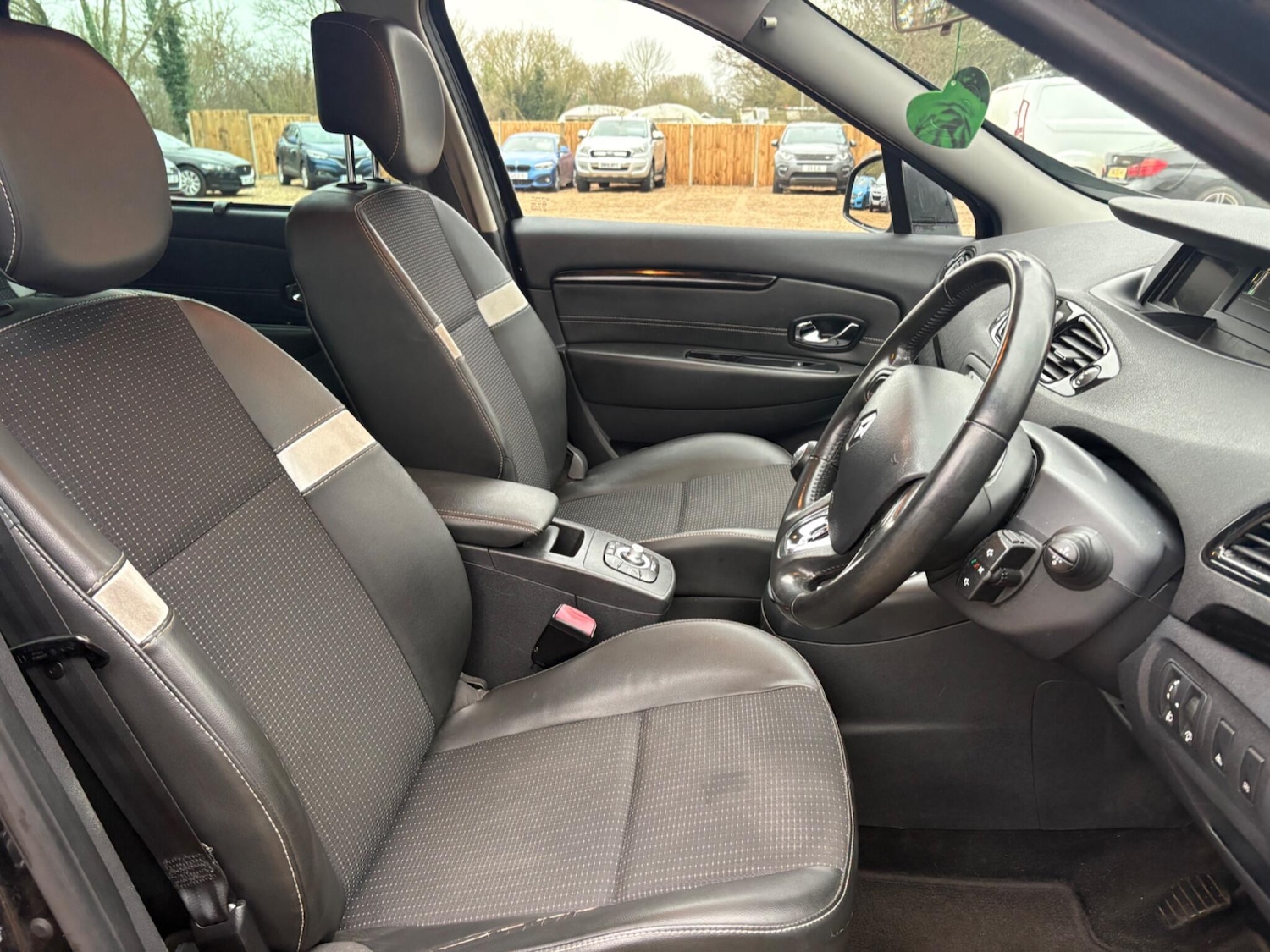 Used Renault Scenic 2014 for sale - 77040668: Photo 13